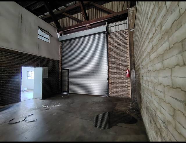 491M² WAREHOUSE TO LET IN DRIEHOEK
